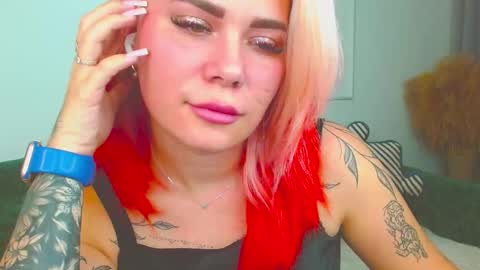 Maria  online show from November 2025 09:35:01 PM