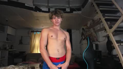 Snapshot of naughty_nik43 chatting on October 2025 09:29:02 AM Nik online show from October 2025 09:29:02 AM