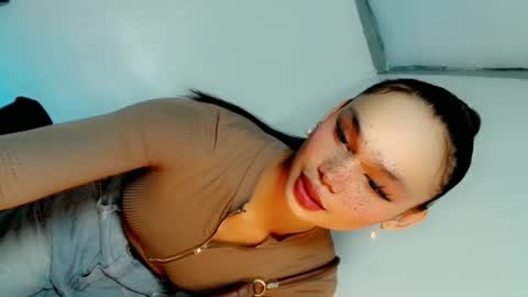 Snapshot of naughtybella_ chatting on January 2025 08:16:02 AM bella online show from January 2025 08:16:02 AM