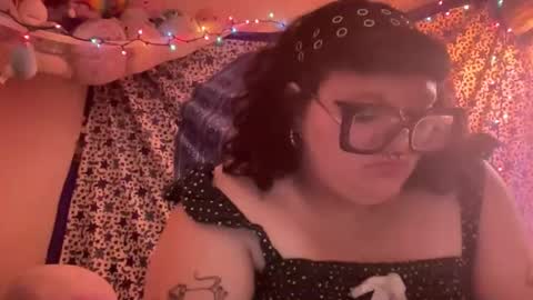 Snapshot of naughtygirl637100 chatting on November 2025 11:07:02 PM Naughty Girl online show from November 2025 11:07:02 PM