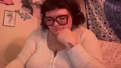 Snapshot of naughtygirl637100 chatting on November 2025 11:52:01 PM Naughty Girl online show from November 2025 11:52:01 PM