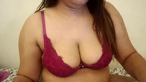 Snapshot of naughtynishi chatting on April 2026 07:53:02 AM nishi online show from April 2026 07:53:02 AM
