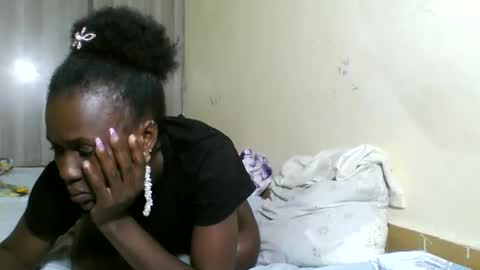 naughtyviv online show from October 2025 09:04:01 PM