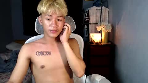 Loy online show from December 2025 08:04:01 PM