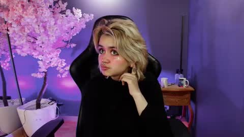 Navier  online show from November 2025 02:50:01 PM