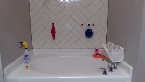 navyman34 online show from December 2025 03:28:02 PM