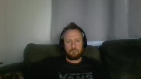 nawtydom1977 online show from October 2025 09:59:02 PM