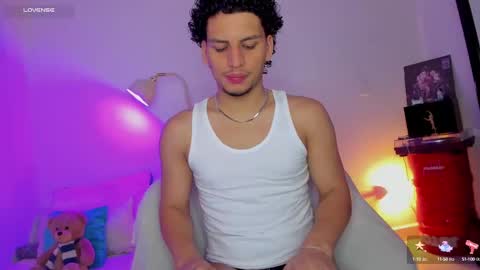 Natan online show from September 2025 04:06:01 AM