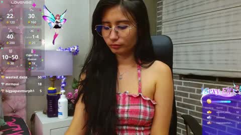 Snapshot of nayecloud chatting on January 2025 07:07:01 AM Naye online show from January 2025 07:07:01 AM