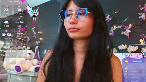 Snapshot of nayecloud chatting on March 2025 09:40:02 AM Naye online show from March 2025 09:40:02 AM