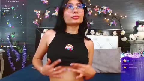 Snapshot of nayecloud chatting on March 2025 03:45:01 AM Naye online show from March 2025 03:45:01 AM