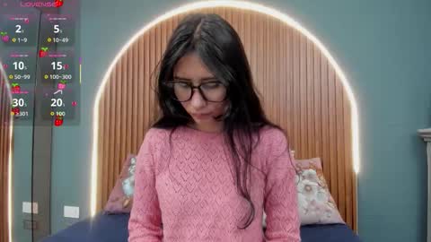 Snapshot of nayecloud chatting on November 2025 03:52:01 AM Naye online show from November 2025 03:52:01 AM