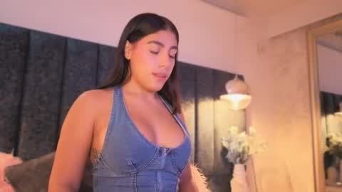 Juli  online show from November 2025 11:20:01 AM