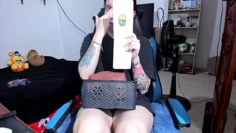 Geek Nicole    im Neeko UwU online show from May 2026 11:51:02 AM