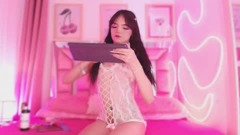 nefera_nox online show from December 2025 03:45:02 AM