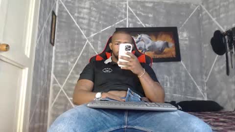 Snapshot of negritomeloso_k18 chatting on November 2025 04:06:02 PM negritomeloso_k18 online show from November 2025 04:06:02 PM