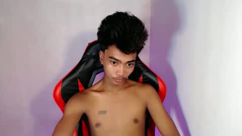 Snapshot of neil_asian69 chatting on October 2025 04:13:02 AM neil_asian69 online show from October 2025 04:13:02 AM