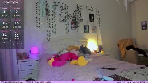 neko_kitsune online show from October 2025 07:10:02 PM