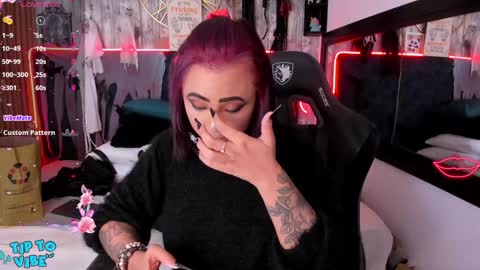 Snapshot of nekomisaki chatting on January 2025 12:19:01 PM Miah online show from January 2025 12:19:01 PM