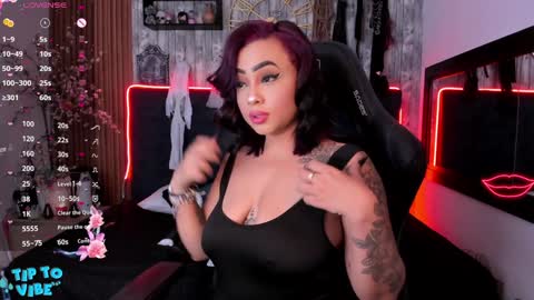 Snapshot of nekomisaki chatting on January 2025 12:25:02 PM Miah online show from January 2025 12:25:02 PM