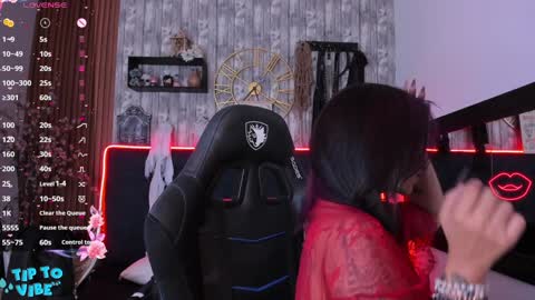 Snapshot of nekomisaki chatting on January 2025 12:17:02 PM Miah online show from January 2025 12:17:02 PM