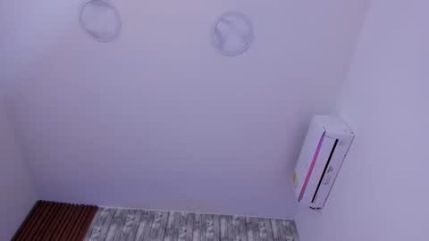 Snapshot of nekomisaki chatting on February 2025 02:55:02 PM Miah online show from February 2025 02:55:02 PM