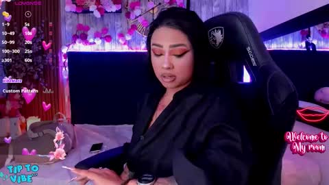 Snapshot of nekomisaki chatting on September 2025 11:21:01 AM Miah online show from September 2025 11:21:01 AM