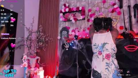 Snapshot of nekomisaki chatting on October 2025 12:15:02 PM Miah online show from October 2025 12:15:02 PM