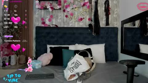 Snapshot of nekomisaki chatting on November 2025 11:35:01 AM Miah online show from November 2025 11:35:01 AM