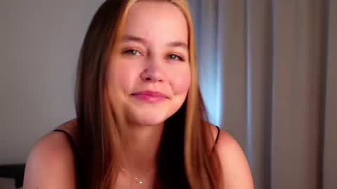 Snapshot of neldaaskins chatting on December 2024 06:00:01 AM Lana online show from December 2024 06:00:01 AM