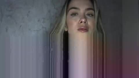 nelly_fortu online show from November 2025 12:03:01 PM