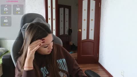 Snapshot of nellyfischer chatting on December 2024 09:29:02 AM Nelly online show from December 2024 09:29:02 AM