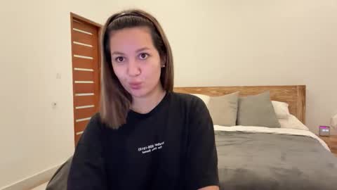 Snapshot of nellyfischer chatting on September 2025 01:05:02 AM Nelly online show from September 2025 01:05:02 AM