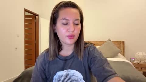 Snapshot of nellyfischer chatting on September 2025 10:16:02 AM Nelly online show from September 2025 10:16:02 AM