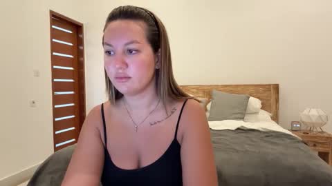 Snapshot of nellyfischer chatting on September 2025 12:12:02 AM Nelly online show from September 2025 12:12:02 AM