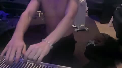 Snapshot of nemcahot chatting on December 2024 02:33:01 AM nemcahot online show from December 2024 02:33:01 AM