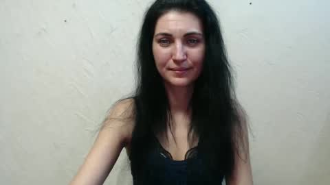 Nensy online show from March 2025 02:15:02 PM