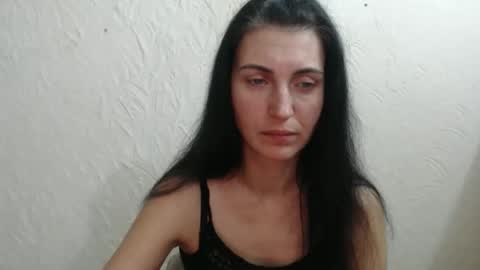 Nensy online show from October 2025 03:24:01 PM