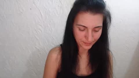 Nensy online show from October 2025 08:00:02 PM