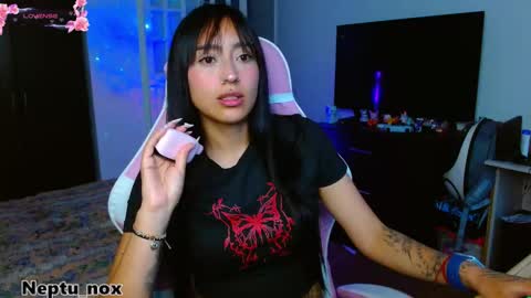 Neptu noxx online show from January 2026 09:52:02 PM