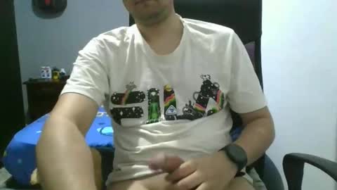 Snapshot of nerdxxx94 chatting on February 2026 04:38:01 AM MrBull online show from February 2026 04:38:01 AM