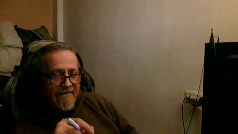 Snapshot of neron401 chatting on April 2026 10:10:02 PM neron401 online show from April 2026 10:10:02 PM