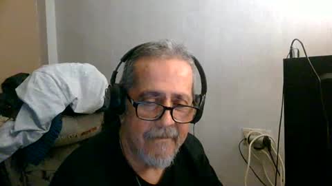 Snapshot of neron401 chatting on May 2026 08:17:02 PM neron401 online show from May 2026 08:17:02 PM
