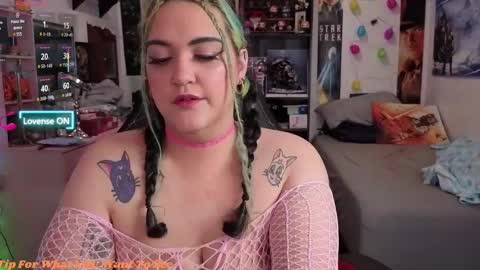 Snapshot of nevermakeawish chatting on September 2025 04:35:02 AM Wishs Playground online show from September 2025 04:35:02 AM