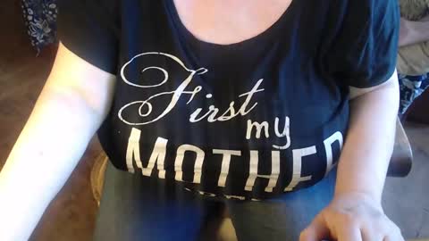 Lilly  online show from January 2025 10:23:02 AM