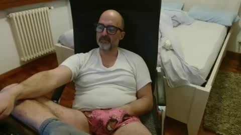 simi online show from February 2026 07:14:02 PM