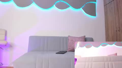 ximena online show from November 2025 06:19:01 PM