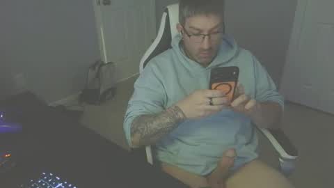 Snapshot of newevo chatting on April 2026 04:17:02 PM newevo online show from April 2026 04:17:02 PM