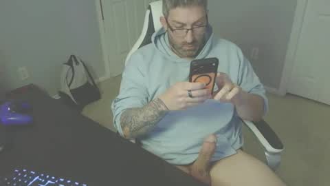 Snapshot of newevo chatting on May 2026 08:02:02 PM newevo online show from May 2026 08:02:02 PM