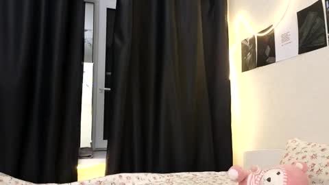 Nova online show from October 2025 03:40:02 PM